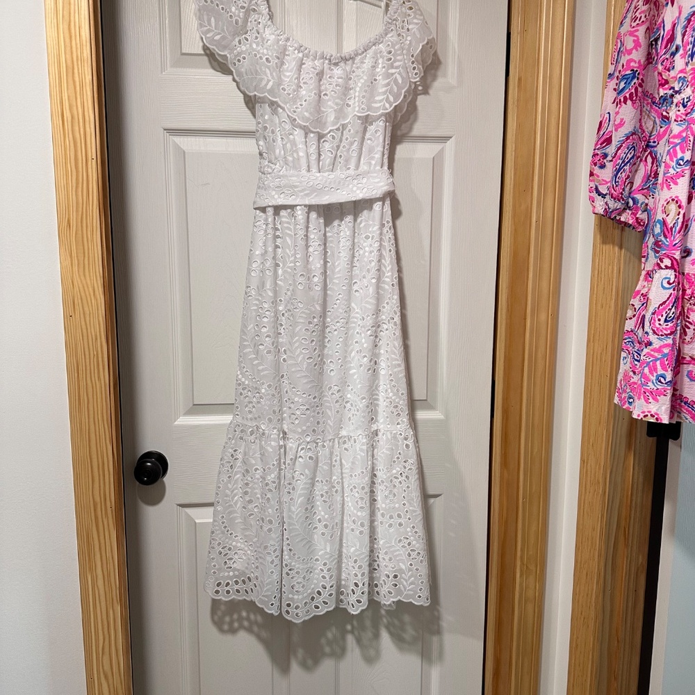 NWOt Lilly Pulitzer Geri White Eylet Dress Size Medium
